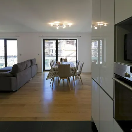 Apartment Atlantic Getaway, Modern Apartment, Aircon, Free Wifi And Parking,shopping Funchal (Madeira)