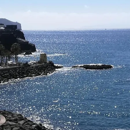 Apartment Atlantic Getaway, Modern Apartment, Aircon, Free Wifi And Parking,shopping